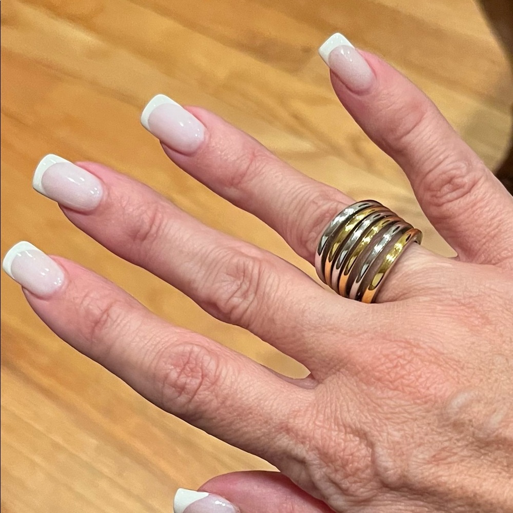 Lia Sophia band ring size 7 - Picture 4 of 6